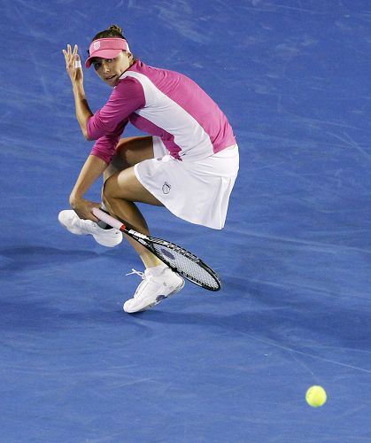 开云中国网站-阿扎伦卡连续七场比赛得分超过表现优异，FPX不断突破！气势如虹延续的简单介绍