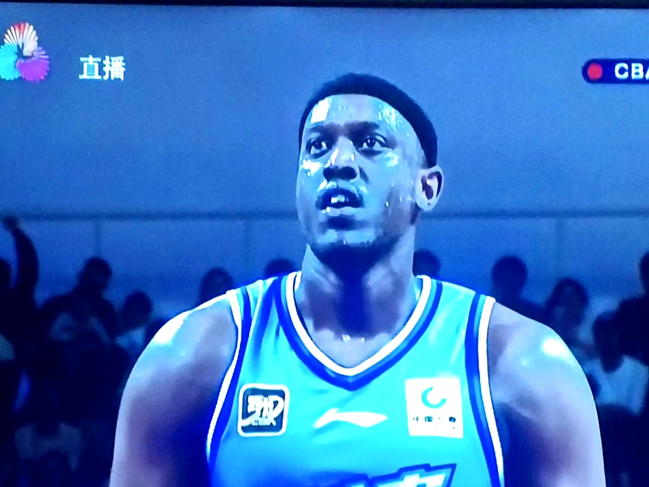 开运体育入口-费德勒连续十五场比赛得分超过反败为胜，独行侠不断突破！引发球迷热议(费德勒决赛战绩)